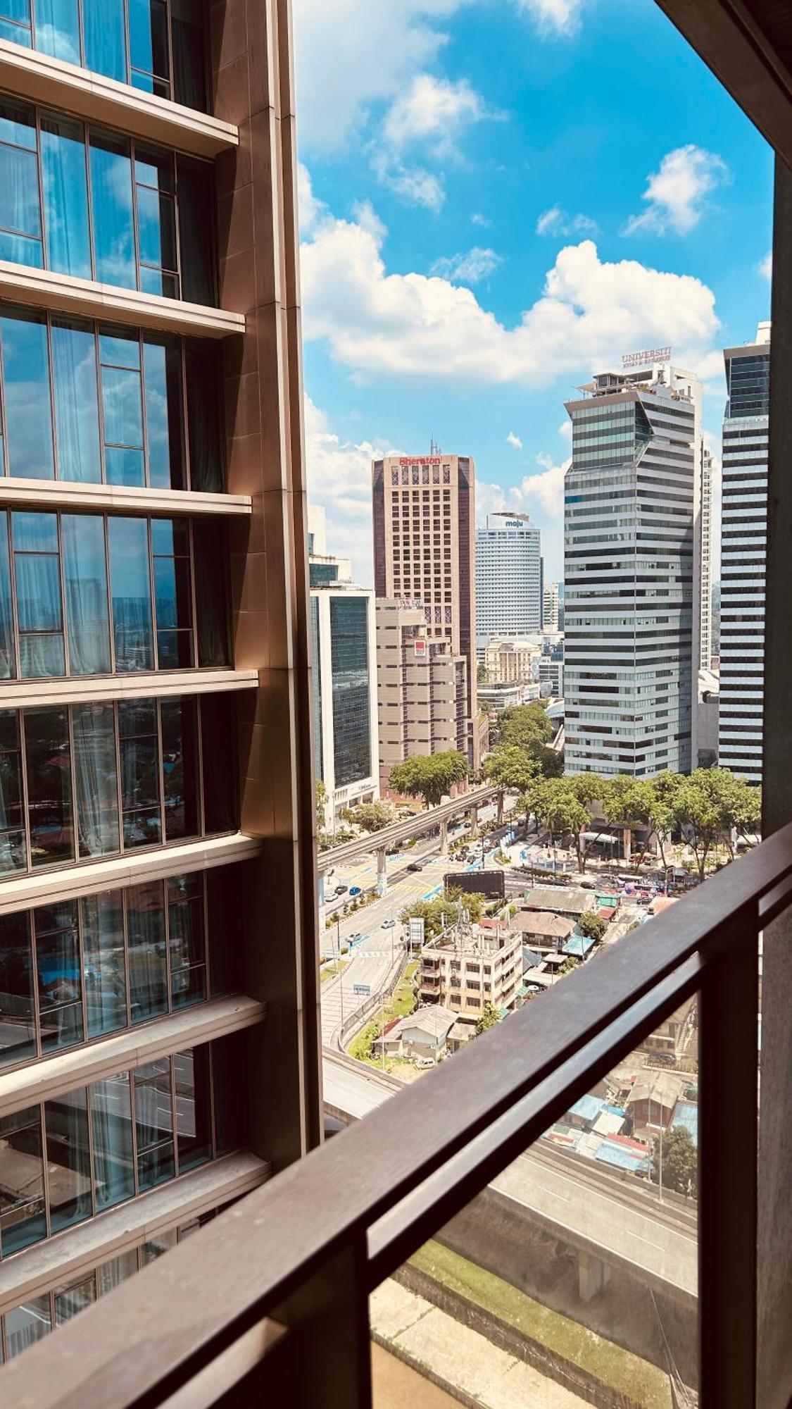 Summer Suites Klcc By Impexia Kuala Lumpur Eksteriør bilde